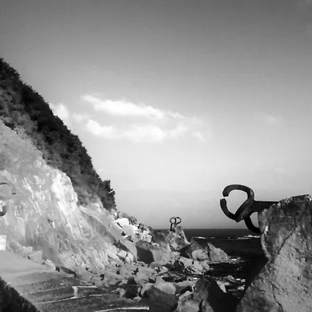 A 100 Metros De La Playa Zurriola * Σαν Σεμπαστιάν